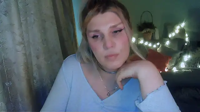 Snapshot of TsPostophere chatting on 14, 2, 2025 TsPostophere online show from 14, 2, 2025