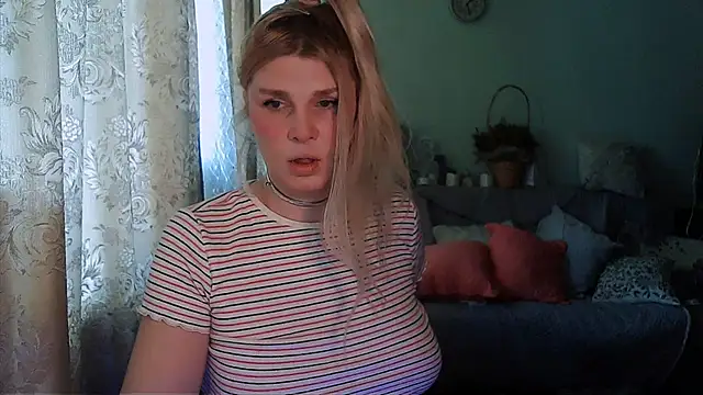 Snapshot of TsPostophere chatting on 21, 2, 2025 TsPostophere online show from 21, 2, 2025