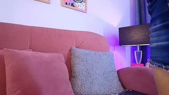 Karina2Smith online show from 5, 1, 2026