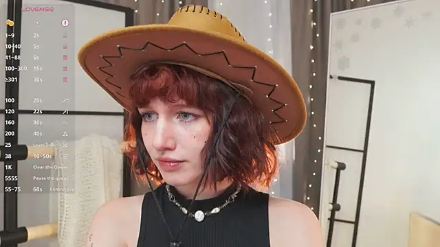 LeelooYolo online show from 8, 1, 2026