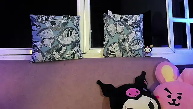 Snapshot of harimoon1 chatting on 23, 10, 2025 harimoon1 online show from 23, 10, 2025