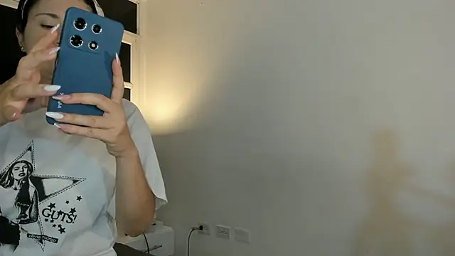 Snapshot of harimoon1 chatting on 29, 11, 2025 harimoon1 online show from 29, 11, 2025