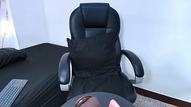 Karla hilton1 online show from 13, 12, 2025