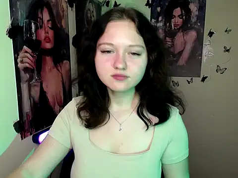 Snapshot of LadyAlice_ chatting on 11, 10, 2025 LadyAlice  online show from 11, 10, 2025