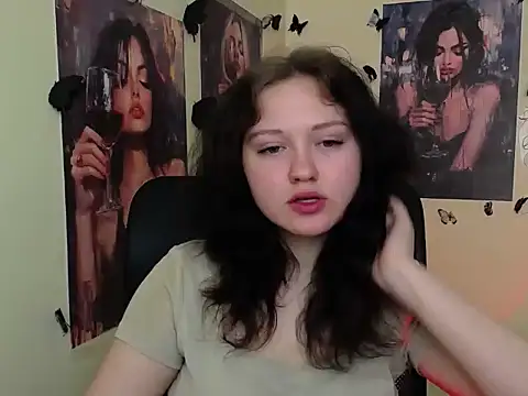 LadyAlice  online show from 13, 4, 2026