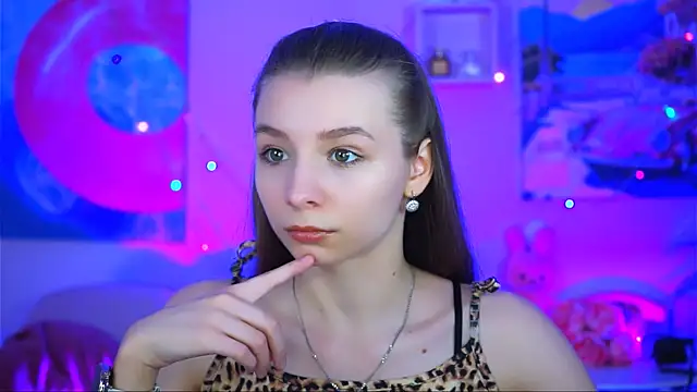 JulieDaniel online show from 23, 10, 2025