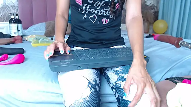 TerryGreenwood online show from 10, 4, 2026