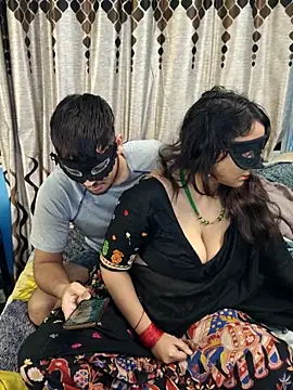 sexy42couple online show from 24, 11, 2025