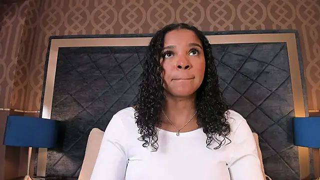 LisaMendez online show from 28, 5, 2026