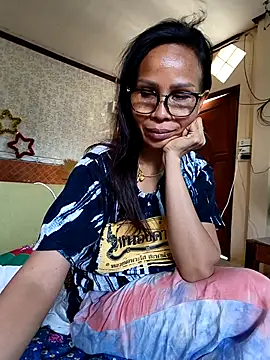Snapshot of Mama_Eva_1 chatting on 18, 10, 2025 Mama Eva 1 online show from 18, 10, 2025