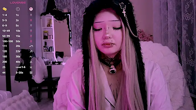 Lein Bone online show from 5, 4, 2026