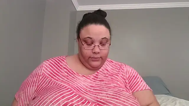 SexyBBW10790 online show from 27, 3, 2026