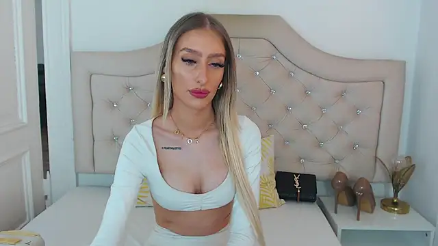 NatalieSensual online show from 5, 3, 2026