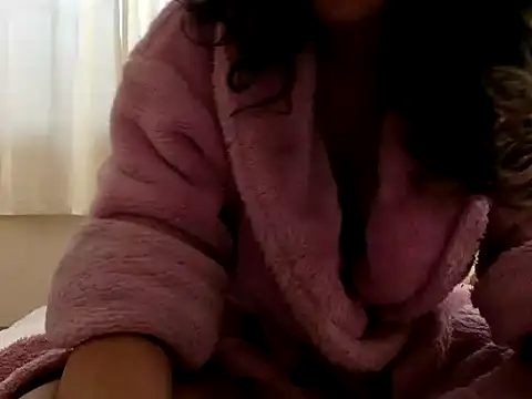 Snapshot of tutu101 chatting on 19, 12, 2025 tutu101 online show from 19, 12, 2025