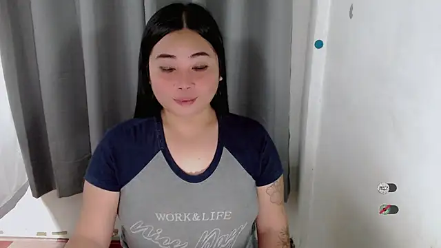 Snapshot of Yhana_Slut chatting on 22, 9, 2025 Yhana Slut online show from 22, 9, 2025