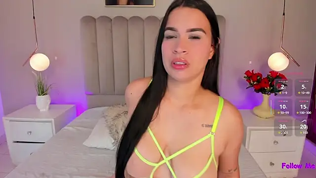 ashlye white online show from 6, 4, 2026