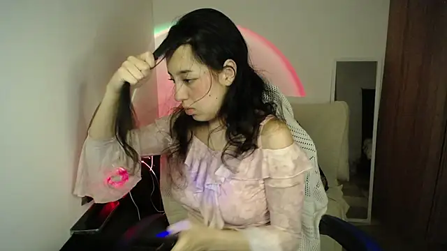 Snapshot of immisssilver chatting on 2, 10, 2025 immisssilver online show from 2, 10, 2025