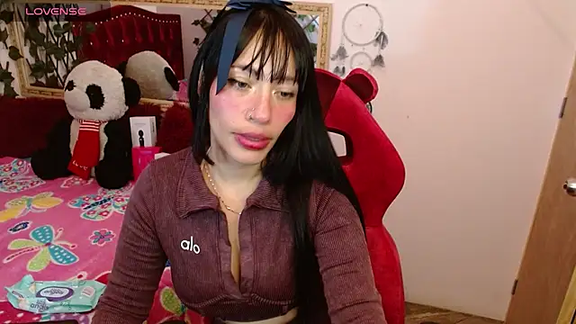 Snapshot of IVET_CUTE1 chatting on 22, 7, 2026 IVET CUTE1 online show from 22, 7, 2026