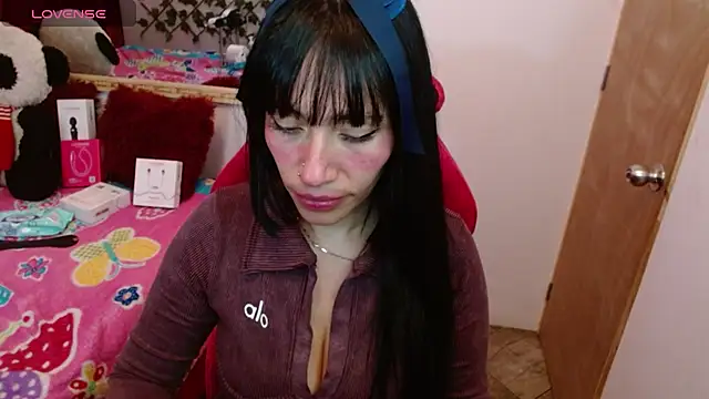 Snapshot of IVET_CUTE1 chatting on 23, 7, 2026 IVET CUTE1 online show from 23, 7, 2026