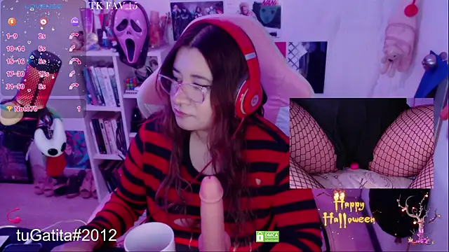 Snapshot of Pink_girl0n chatting on 2, 11, 2025 Pink girl0n online show from 2, 11, 2025