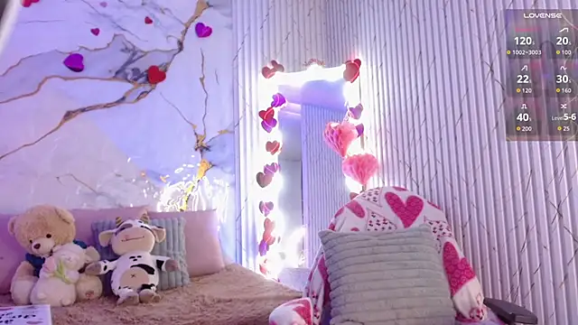 Naomy tay1 online show from 8, 3, 2026