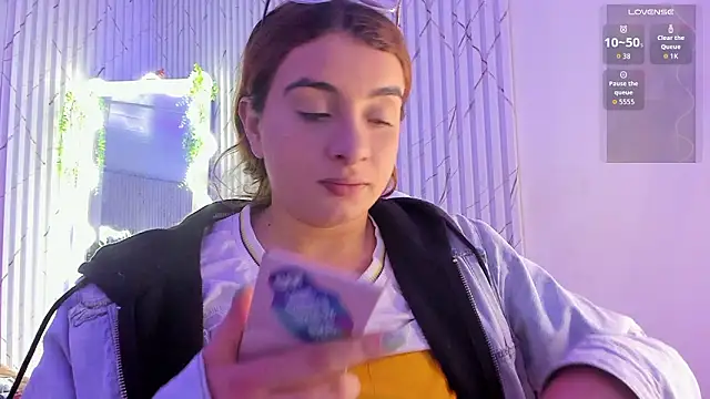 Naomy tay1 online show from 27, 3, 2026