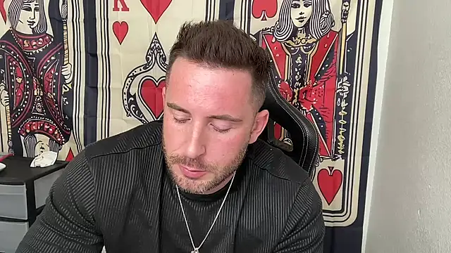 brettmycles28 online show from 14, 11, 2025