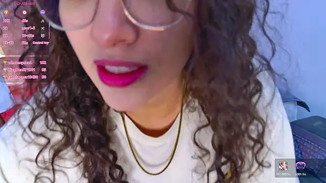 Snapshot of Angelique_Angell chatting on 13, 4, 2026 Angelique Angell online show from 13, 4, 2026