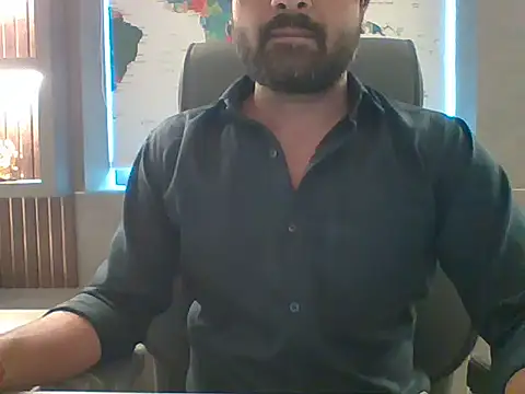 Snapshot of autophile-indian chatting on 19, 11, 2025 autophile-indian online show from 19, 11, 2025