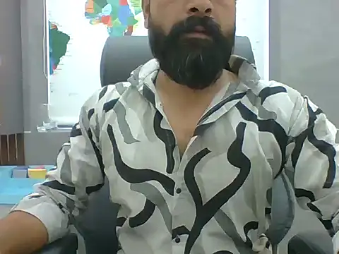 Snapshot of autophile-indian chatting on 12, 4, 2026 autophile-indian online show from 12, 4, 2026