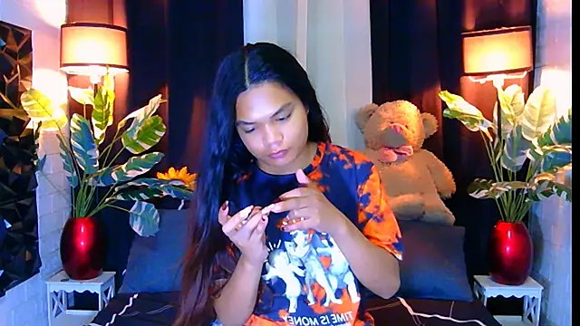 Morena cockts online show from 1, 12, 2025