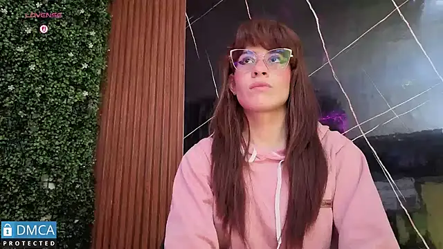 Snapshot of Jessi_Walker chatting on 15, 4, 2026 Jessi Walker online show from 15, 4, 2026