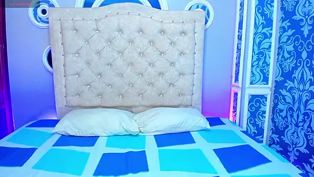 mishell lovely online show from 4, 2, 2026