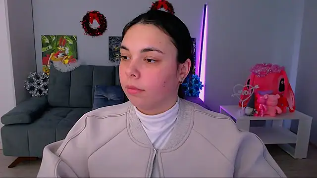 queenofthesense  online show from 4, 12, 2025