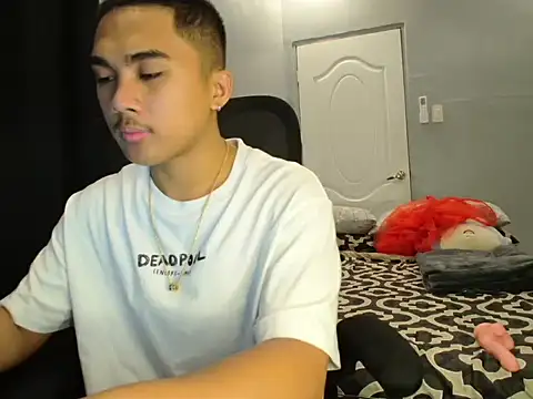 pinoyAdrianneXXX online show from 4, 10, 2025