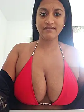 Busty AriaX online show from 20, 10, 2025
