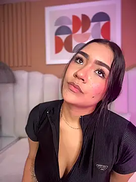 Snapshot of noa_moon chatting on 18, 1, 2026 noa moon online show from 18, 1, 2026