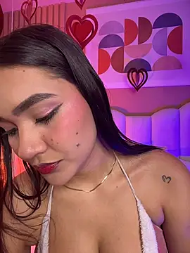 Snapshot of noa_moon chatting on 14, 2, 2026 noa moon online show from 14, 2, 2026