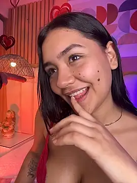 Snapshot of noa_moon chatting on 15, 2, 2026 noa moon online show from 15, 2, 2026