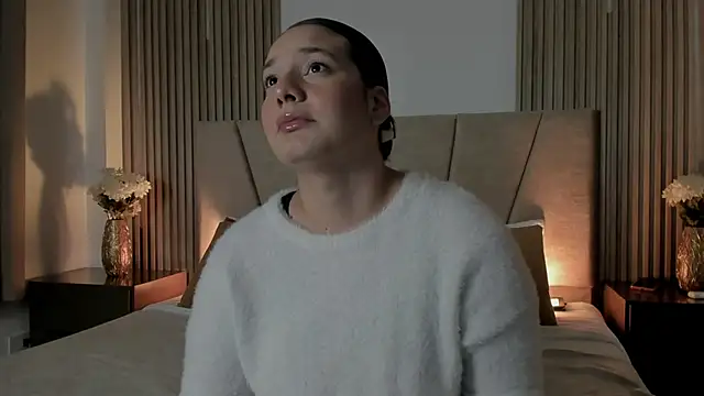 Snapshot of Rachell_Jamess chatting on 15, 9, 2025 Rachell Jamess online show from 15, 9, 2025