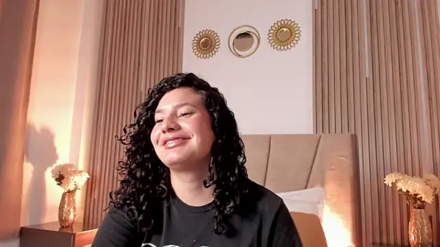 Snapshot of Rachell_Jamess chatting on 16, 10, 2025 Rachell Jamess online show from 16, 10, 2025