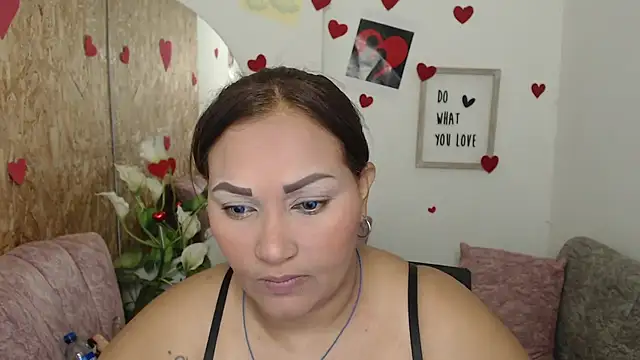 Snapshot of laleska_montenegro chatting on 25, 9, 2025 laleska montenegro online show from 25, 9, 2025