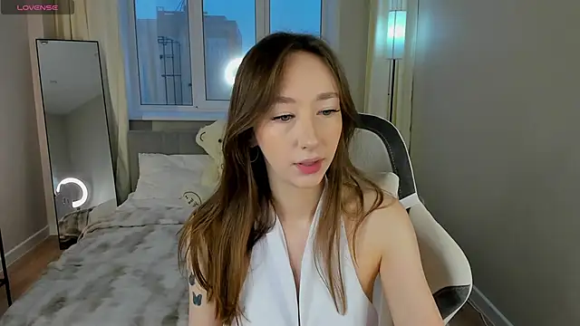 Miche1le Allenne online show from 28, 3, 2026