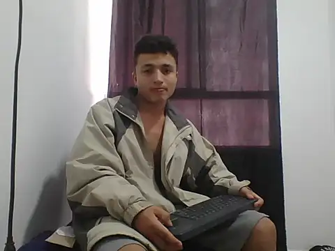 Snapshot of yissus_20_ chatting on 17, 10, 2025 yissus 20 online show from 17, 10, 2025