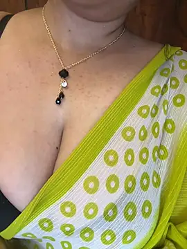 Snapshot of annanya01 chatting on 3, 7, 2026 annanya01 online show from 3, 7, 2026