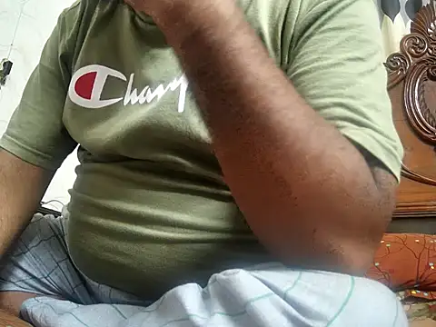 Snapshot of nurel019 chatting on 21, 11, 2025 nurel019 online show from 21, 11, 2025
