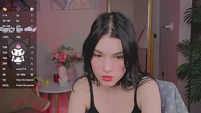 Snapshot of Sophie_SkyAngel chatting on 3, 10, 2025 Sophie SkyAngel online show from 3, 10, 2025