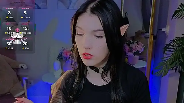 Snapshot of Sophie_SkyAngel chatting on 21, 10, 2025 Sophie SkyAngel online show from 21, 10, 2025