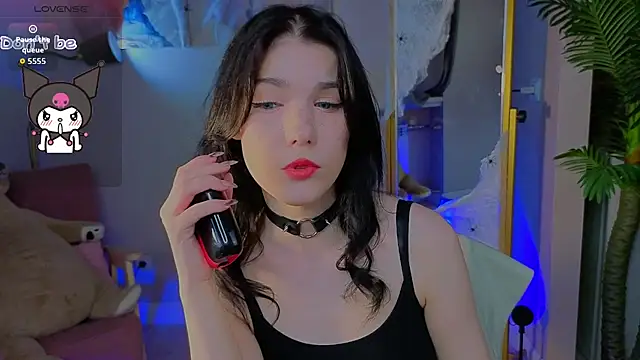 Snapshot of Sophie_SkyAngel chatting on 22, 10, 2025 Sophie SkyAngel online show from 22, 10, 2025