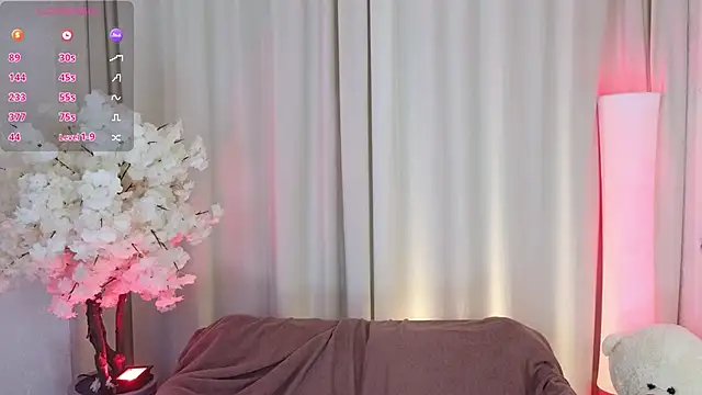 Janet Jee online show from 25, 10, 2025